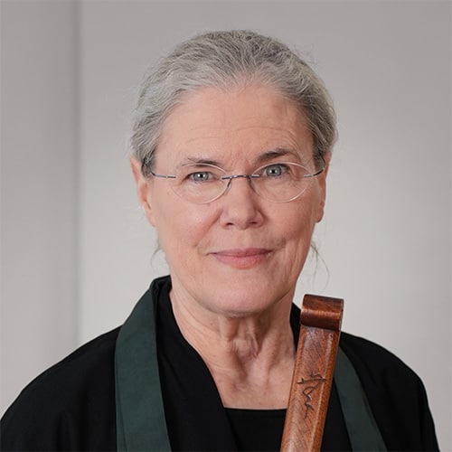 Dr. Valerie Forstman