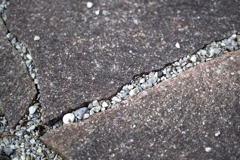 Steinplatten auf einem Weg