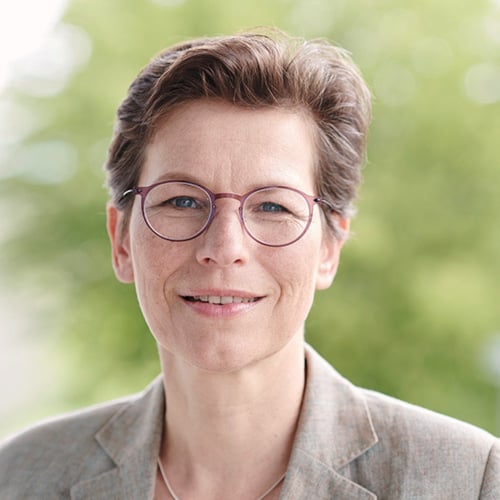 Prof. Dr. Claudia Bausewein